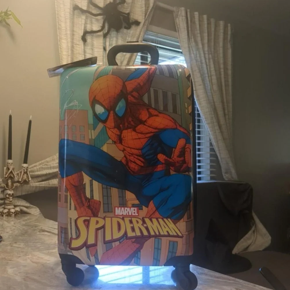 Marvel Spider-Man Rolling Suitcase
